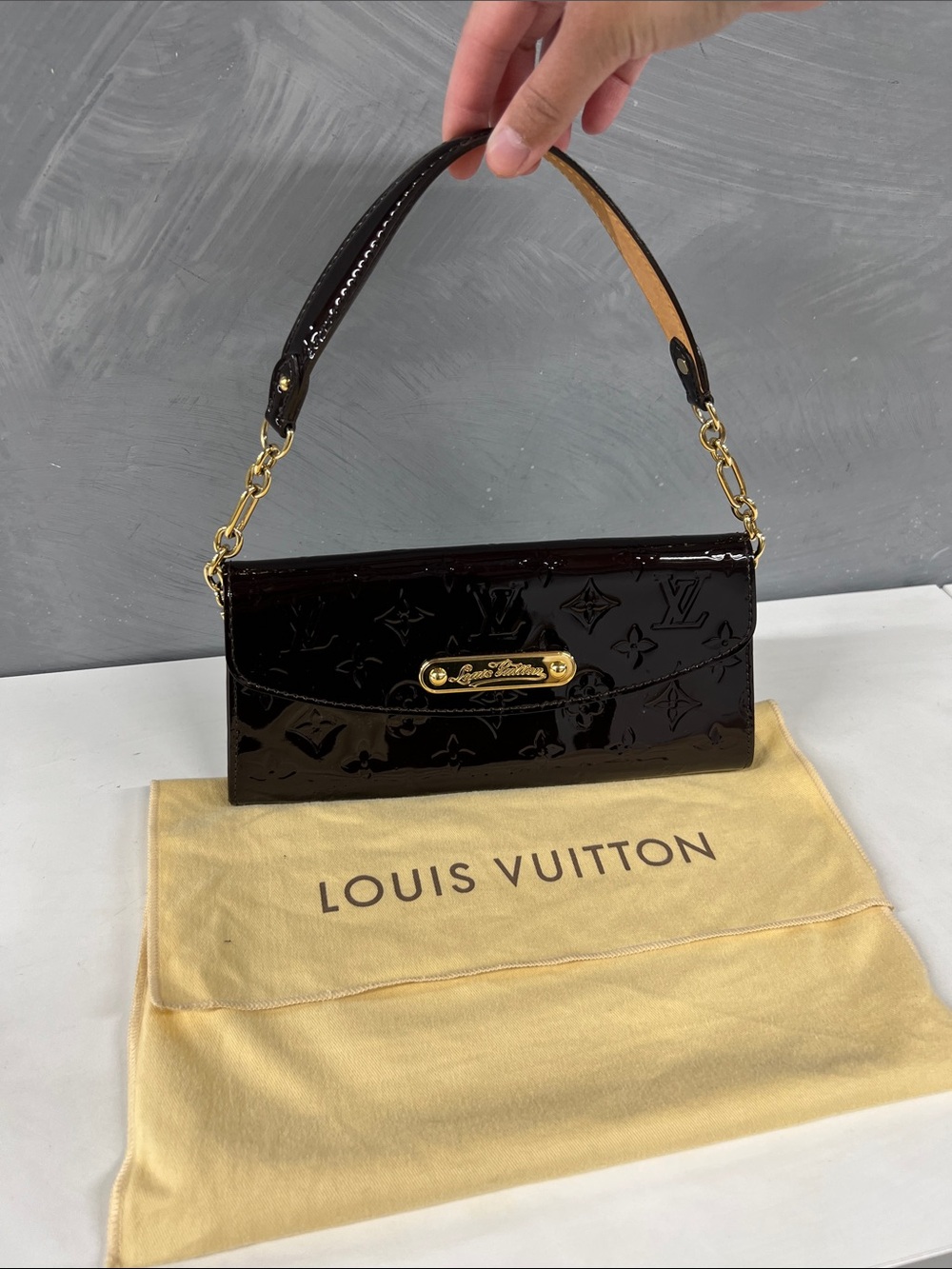 Louis Vuitton Amarante Monogram Vernis Sunset Boulevard Bag